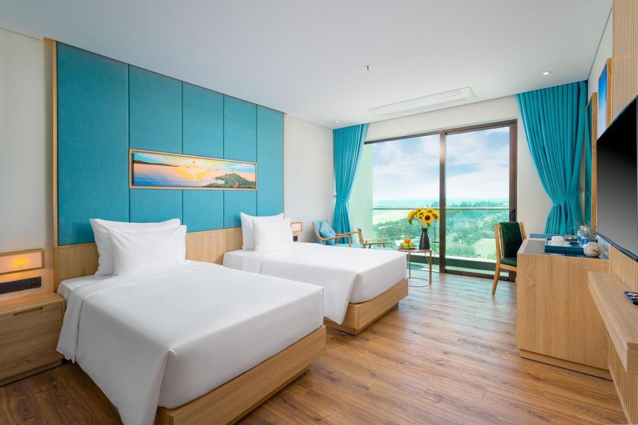 Sala Grand Tuyhoa Hotel Туй Хоа Екстериор снимка