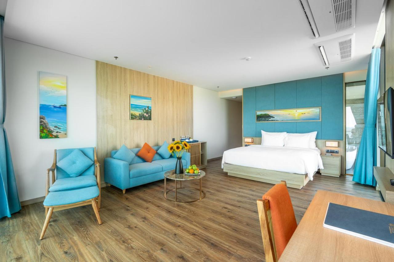 Sala Grand Tuyhoa Hotel Туй Хоа Екстериор снимка
