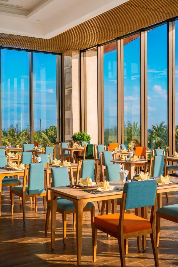 Sala Grand Tuyhoa Hotel Туй Хоа Екстериор снимка
