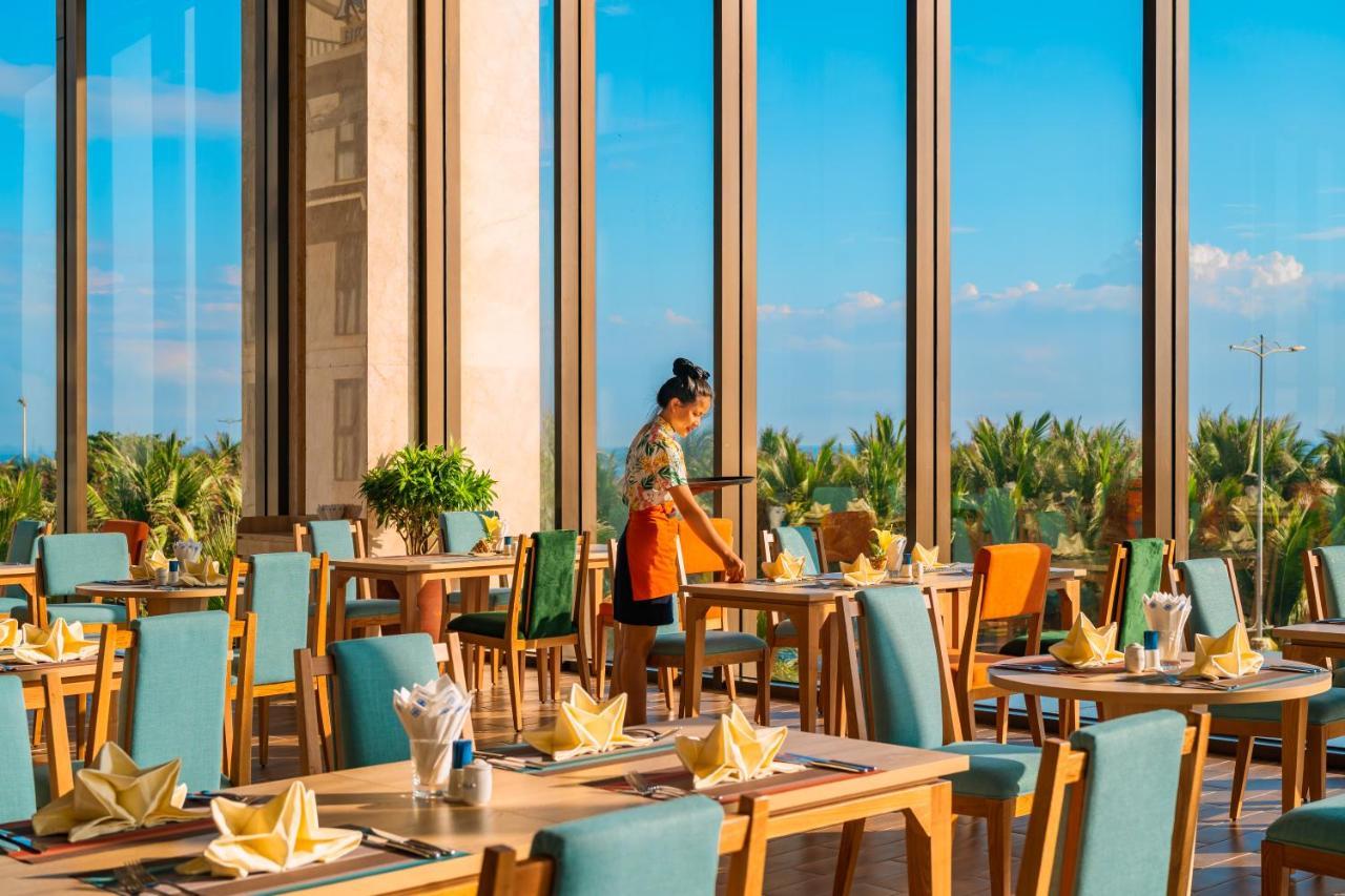Sala Grand Tuyhoa Hotel Туй Хоа Екстериор снимка