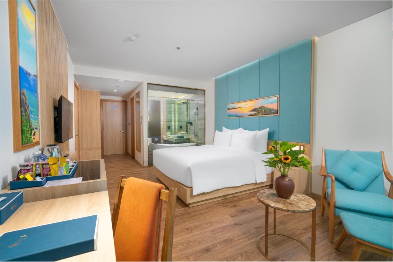 Sala Grand Tuyhoa Hotel Туй Хоа Екстериор снимка
