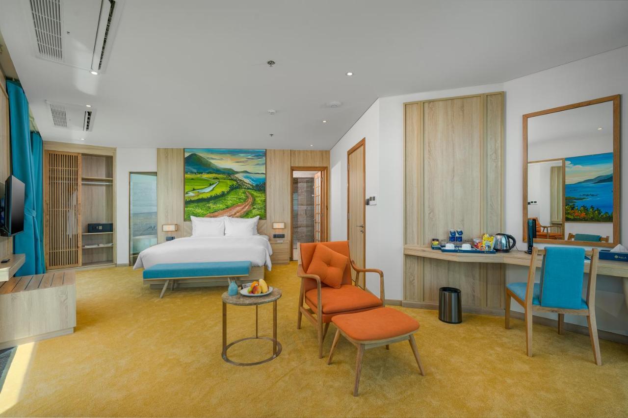 Sala Grand Tuyhoa Hotel Туй Хоа Екстериор снимка